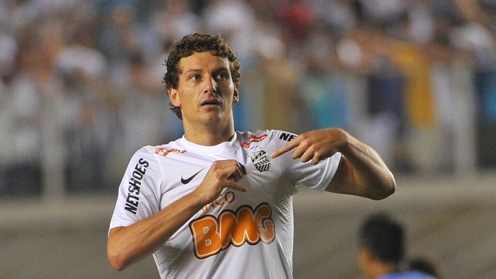 Elano Blumer